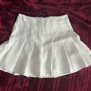 White pleated skirt!!